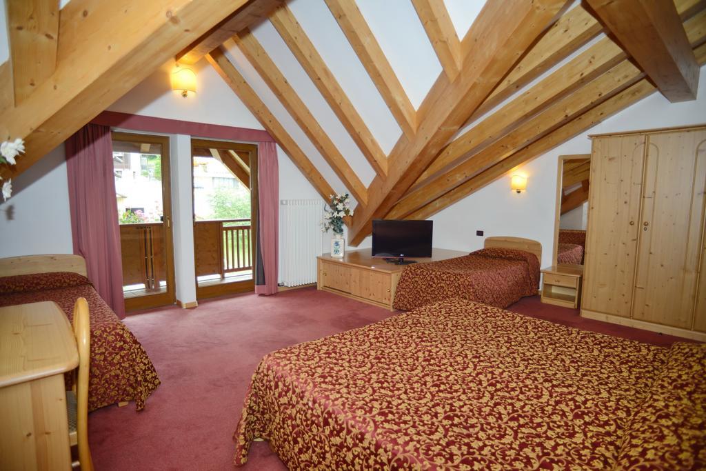 Hotel Canada Andalo Room photo
